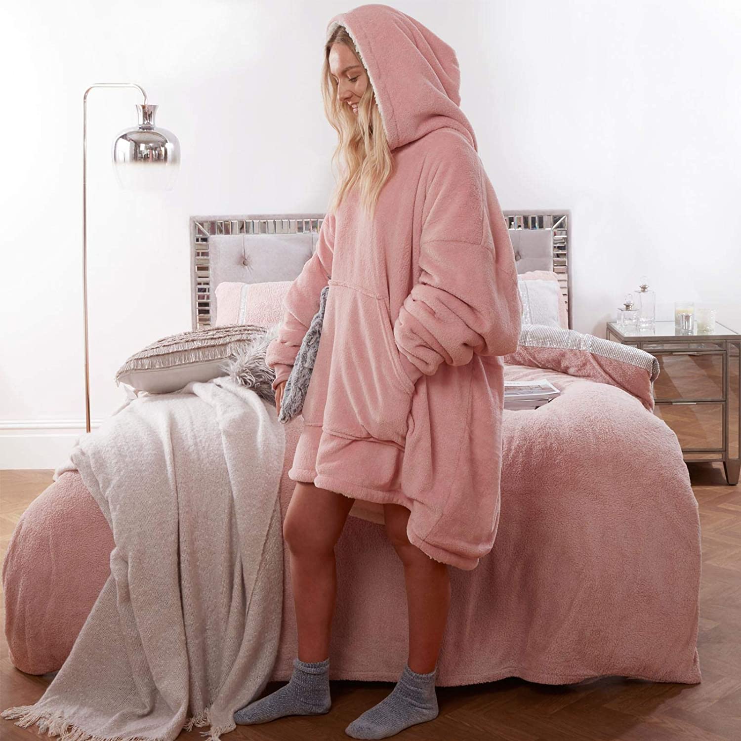 Hussi Fleece™ Warmer Oversized Housesafe
